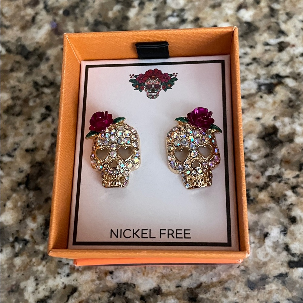 Skull with a Rose Rhinestone Earrings NEW
